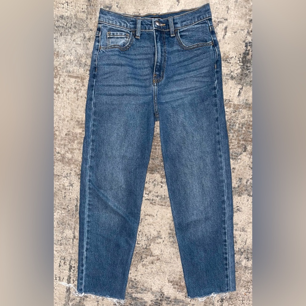 Fashion Nova Classic Blue Jeans size 5